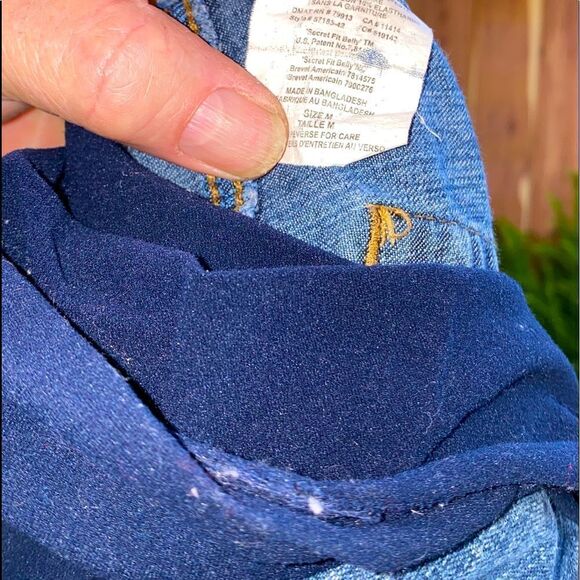 Ladies maternity jeans size Medium by Two Hearts Mayernity - Picture 5 of 8